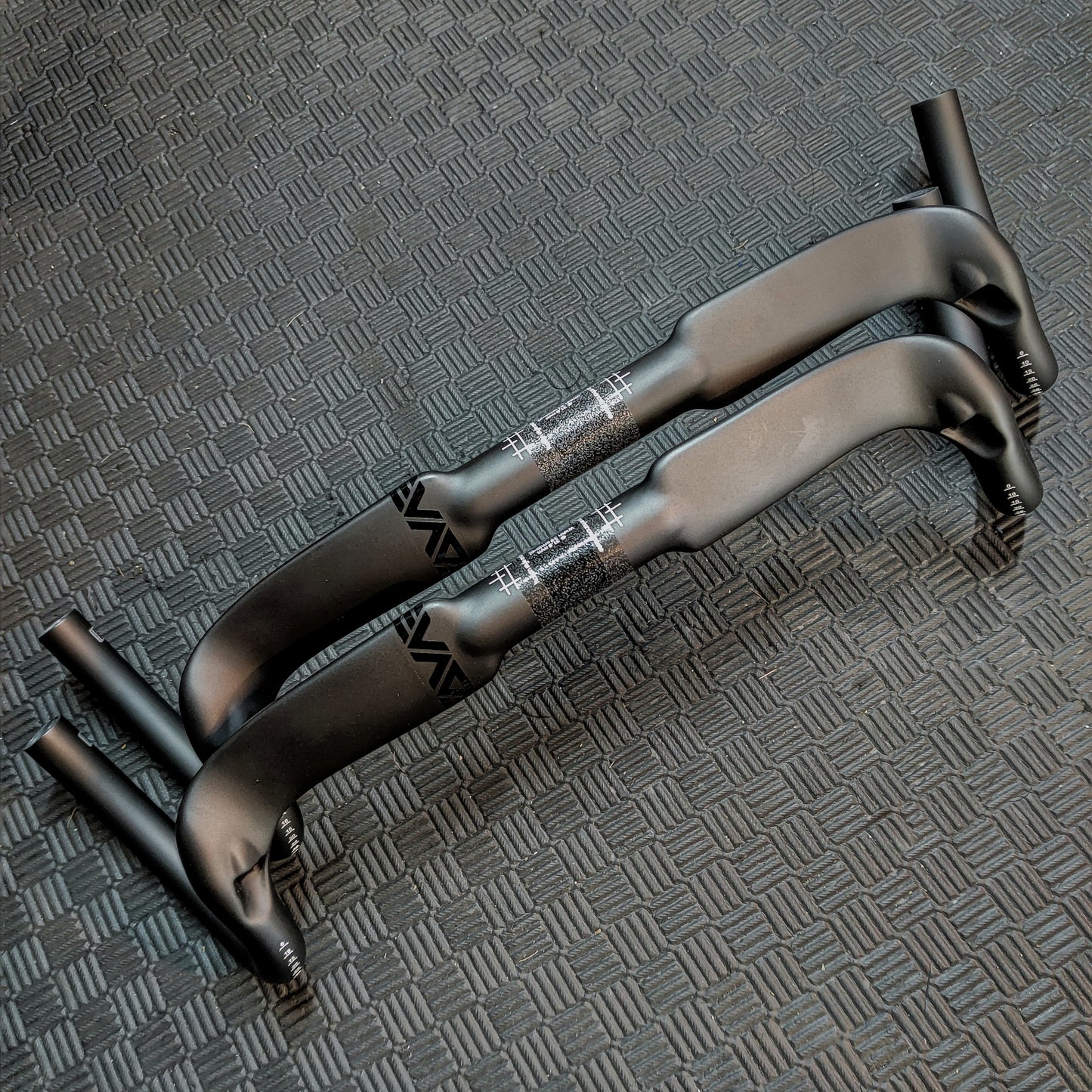 Evade Batwing Carbon